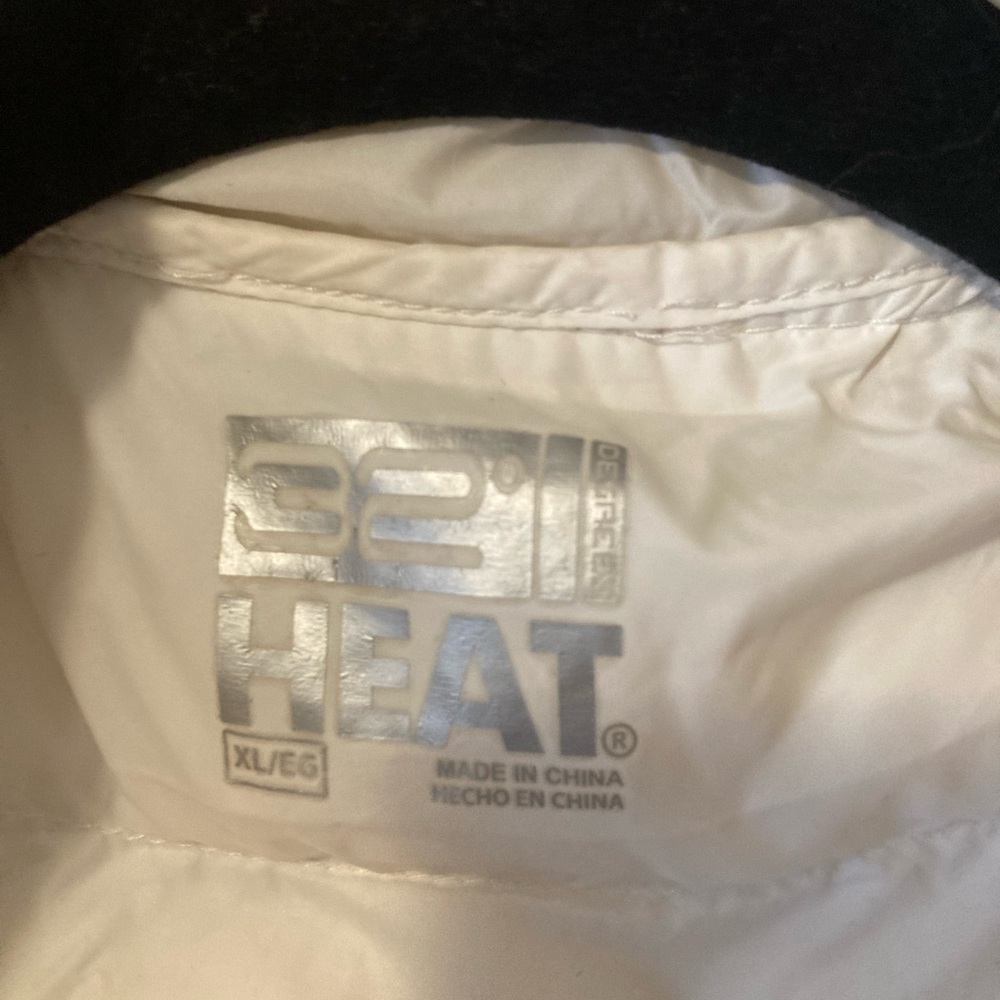 32 Degrees Women's Cream Puffer Jacket - Picture 3 of 3